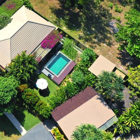 Villa Jeruk Selong Belanak Exterior photo